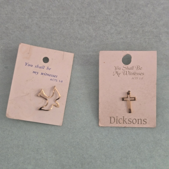 Vintage Pin Bundle - Picture 3 of 4